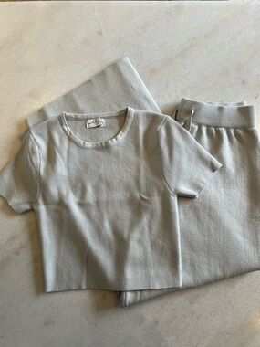 Petal & Pup Light Gray Ribbed Knit Two-Piece Set